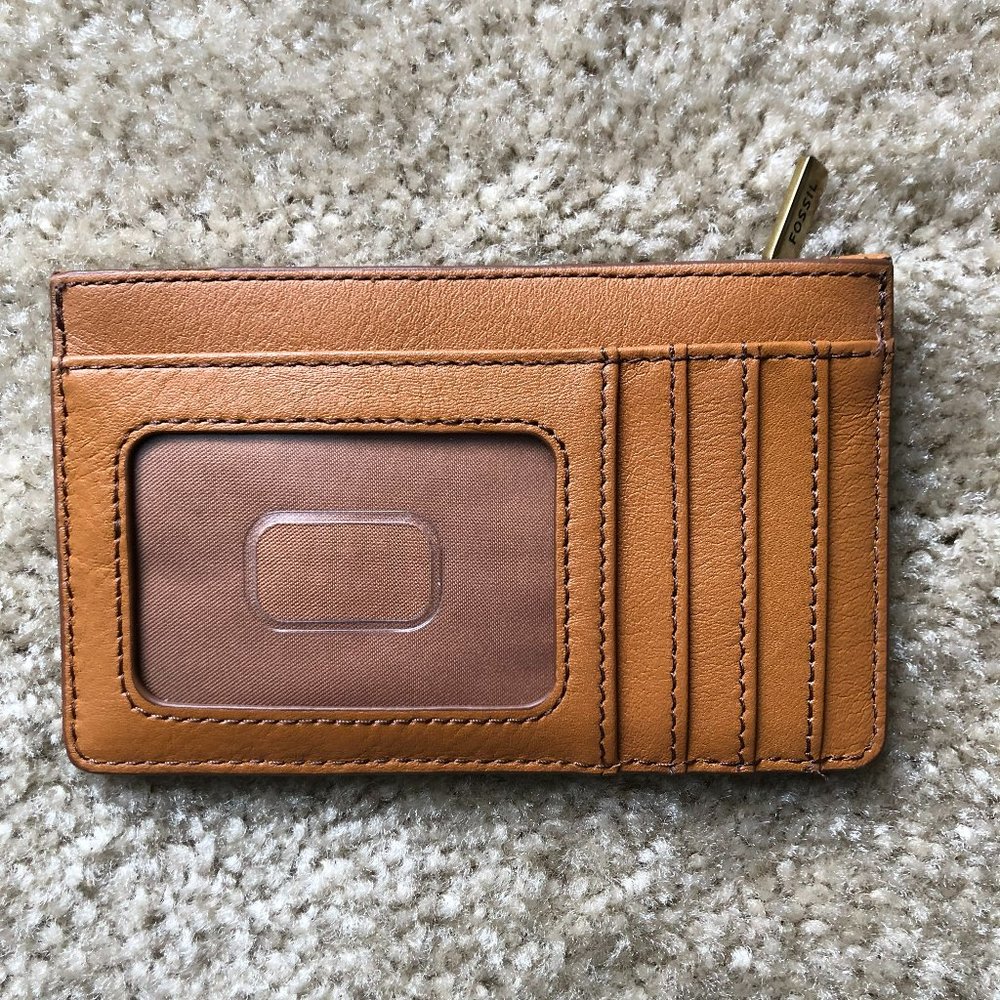 EUC - Fossil Logan Card Case - Caramel